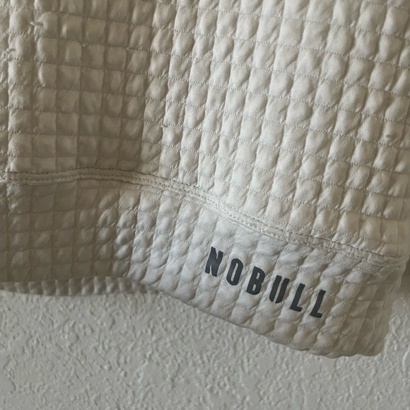 NOBULL Women’s Quilted Crew Pullover - Picture 3 of 8